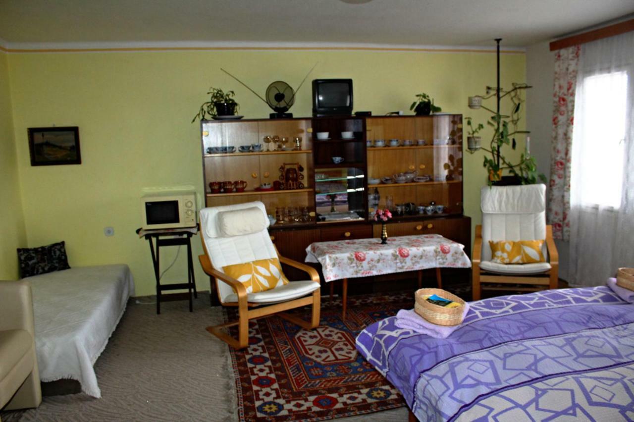 Apartment Telc Hradecka Kültér fotó